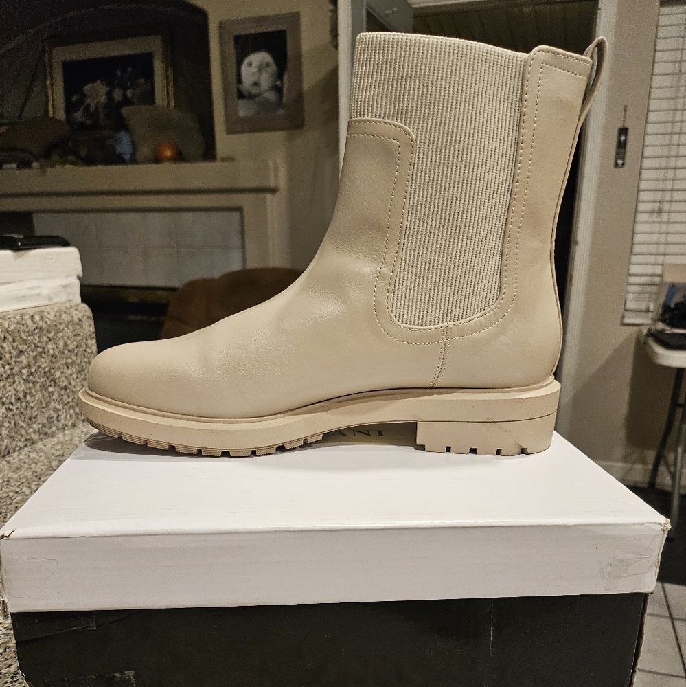 Womens Cream Faux Leather Boots size 10